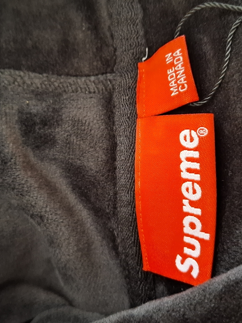 Supreme Men’s Black Pants with Signature Red Tag Adult Medium Brand New